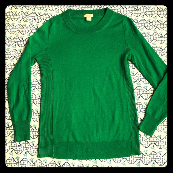 J. Crew Sweaters - J.Crew Knit Sweater ☘️